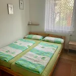 Johanna Balatoni Haz Balatonfenyves